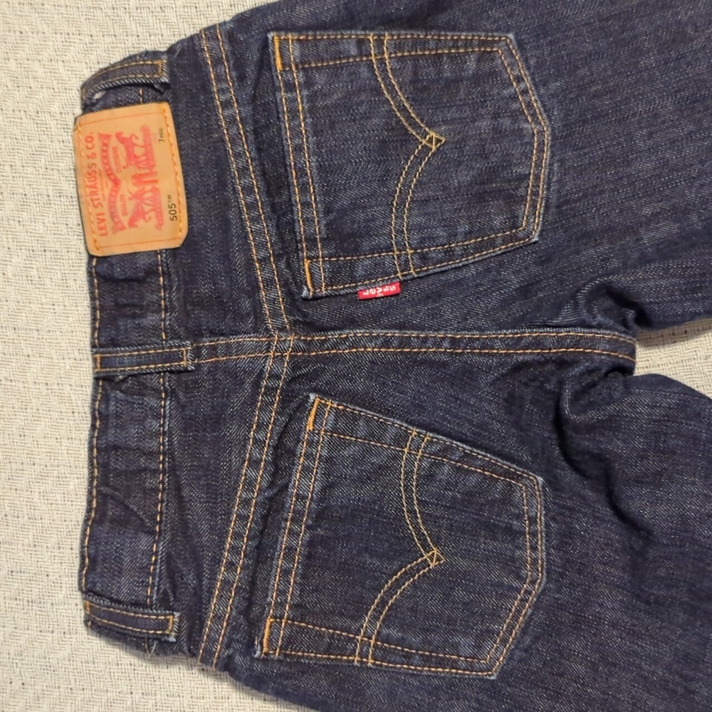 Boy's Levi's jean black 7 regular